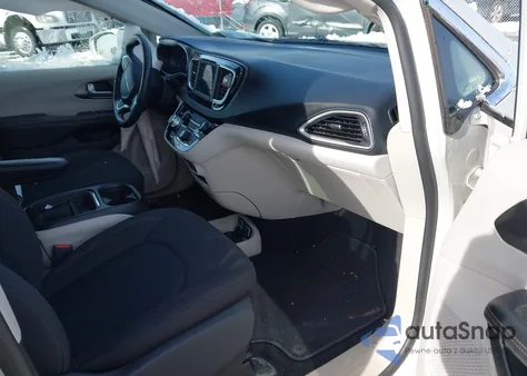 2020 Chrysler Pacifica Touring from USA, damaged, VIN 2C4RC1FGXLR109231